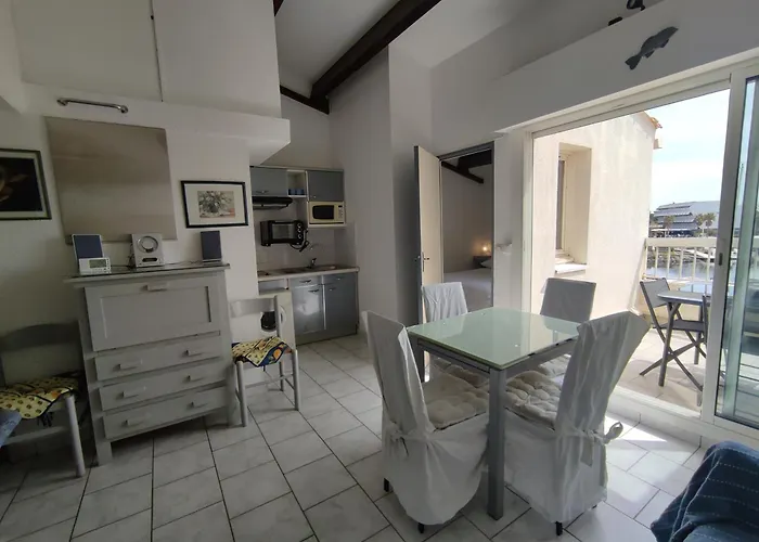 152, Port Soleil Au Village Naturiste *